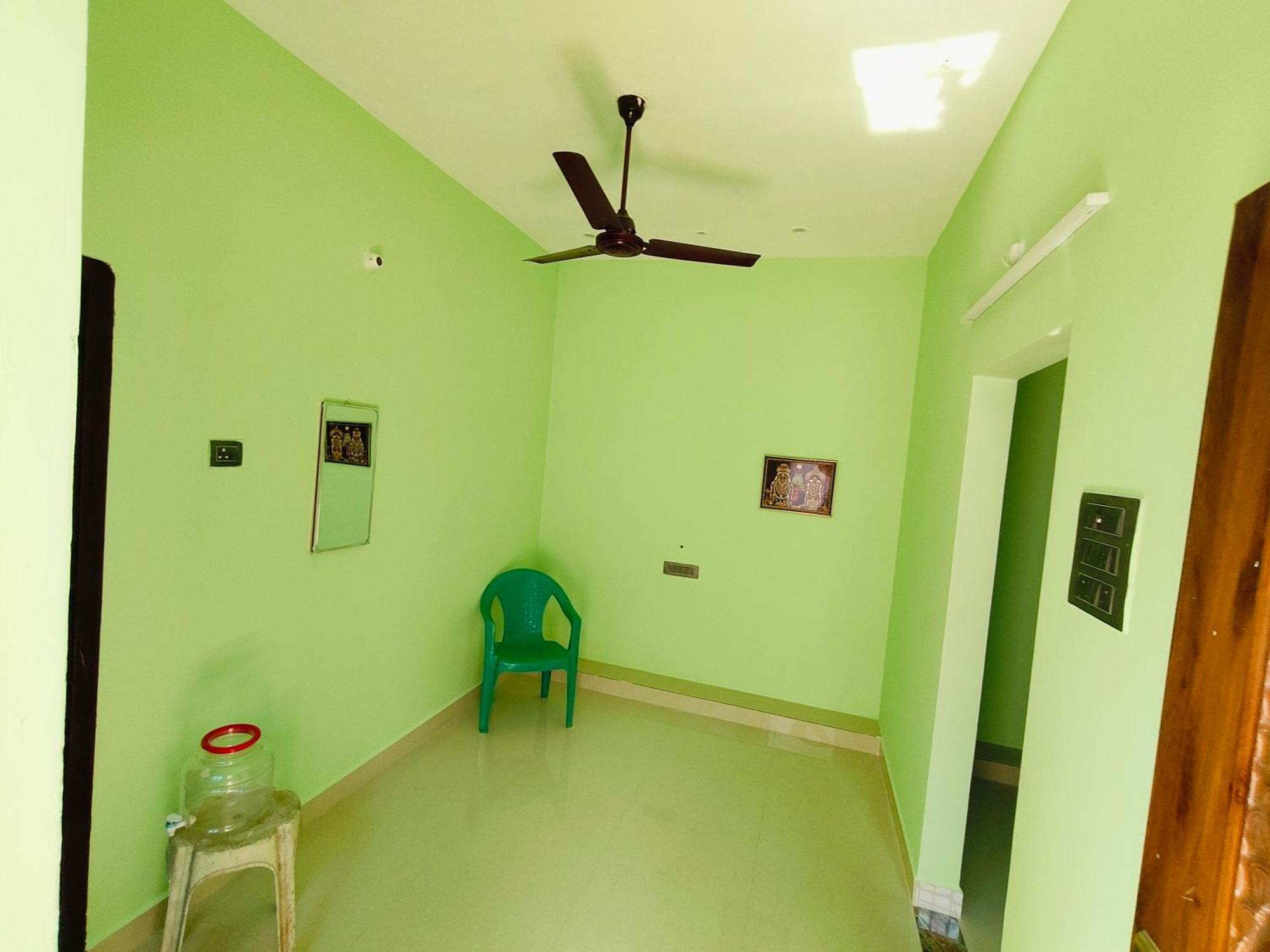 Nivas Hill View Homestay Tiruvannamalai Exterior photo